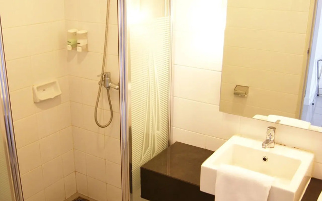 Hotel Glodok Plaza
