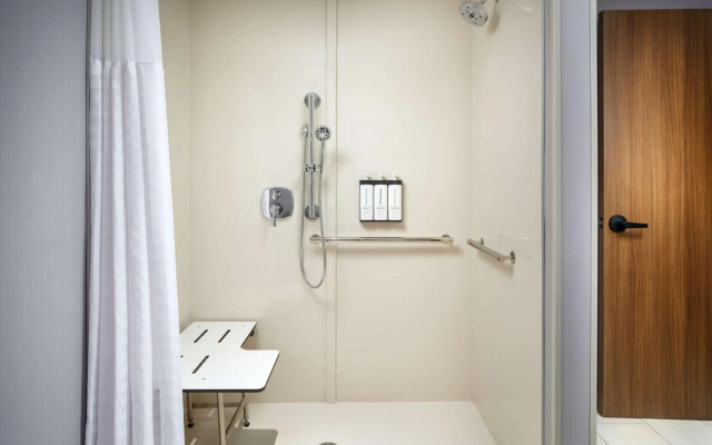 Hyatt Place Melbourne Airport
