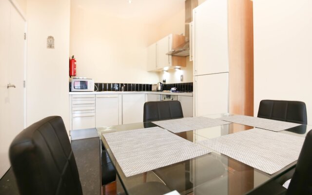 Fantastic 1 Bed Apartment Newcastle City