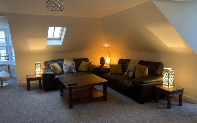 Ayr Loft Apartment With Fabulous Views