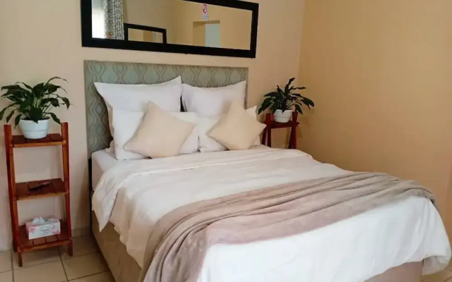 Budget Stays At Olivia Pines Guesthouse