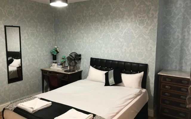 Pacific Inn London Heathrow
