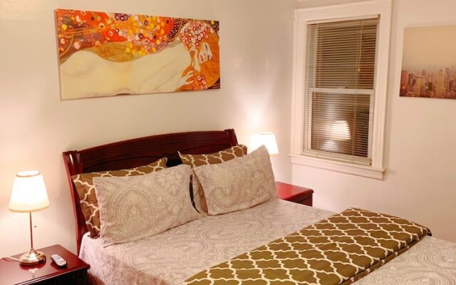 Purple Garden Guesthouse LGA