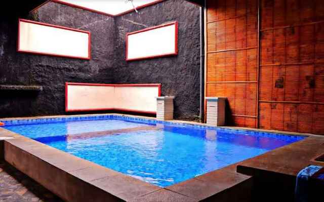 Full House at Villa Kusuma Estate 30
