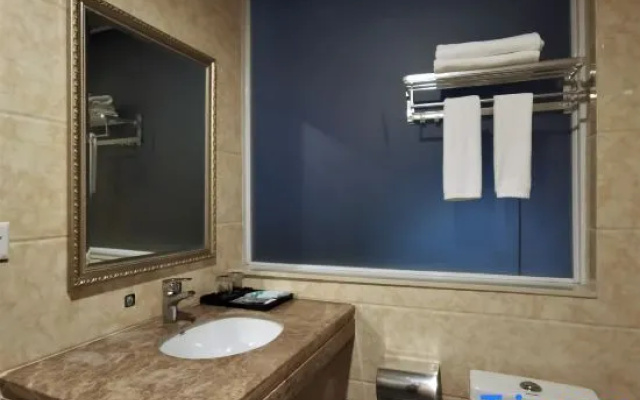 Dongli Lake Grand Hotel (Chaozhou Hanshi) – Bathroom – Chaozhou