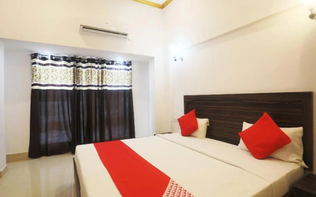 OYO 45552 Central Hotel