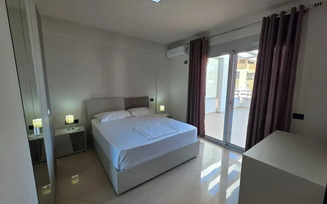 Thomas K Veranda Apartment