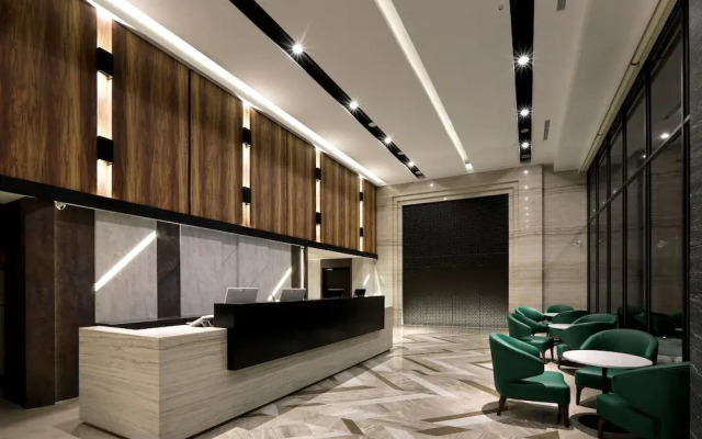 KUN Tour Hotel Feng Chai