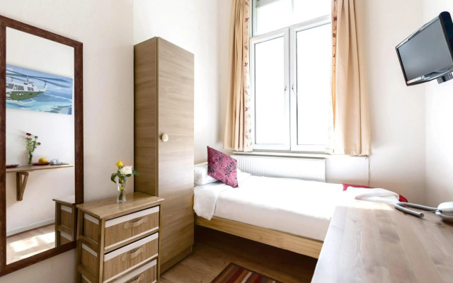 City London Hotel