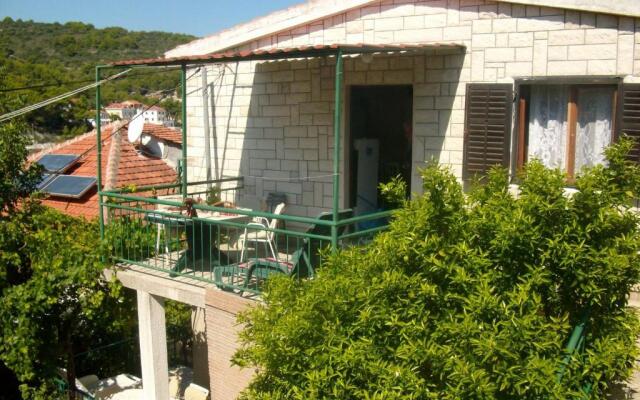 Apartments Bob - 10m from the sea