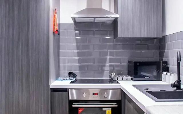 Bolton Road Apartment - Ideal Stay in Bradford