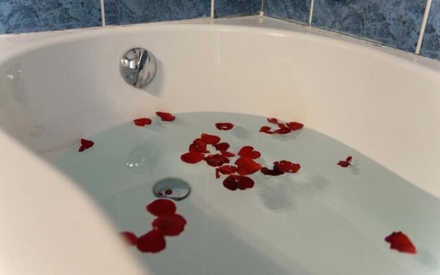 Deluxe Villa Rose with Private Pool