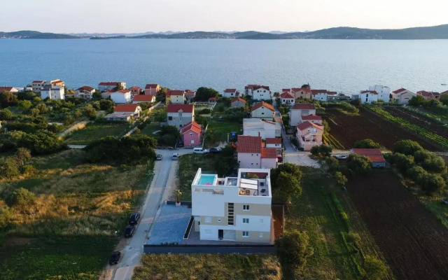 Luxury Apartments La Perla