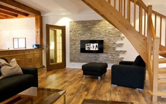 Habel Modern Retreat