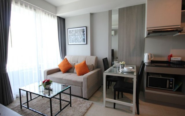 Ideal 1 Bed Apartment at Surin Beach