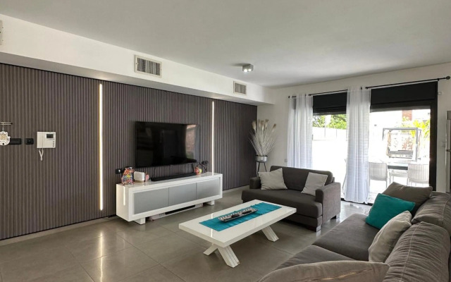 Luxury garden floor Eilat