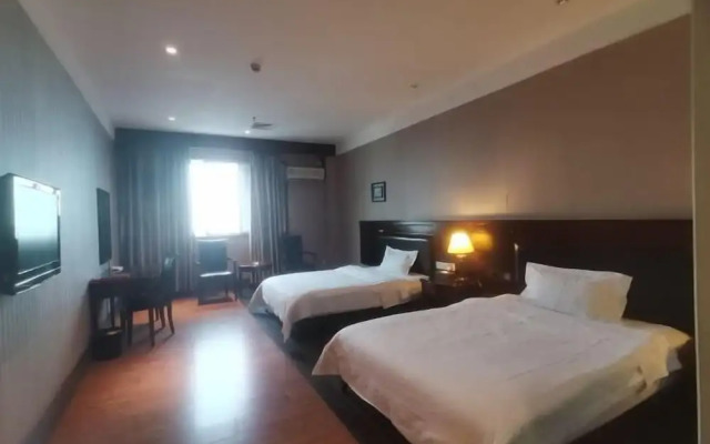 Huangguang Holiday Hotel