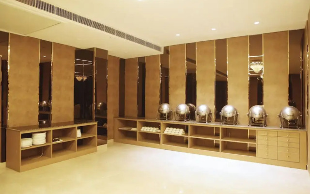 Karon Hotel - Lajpat Nagar