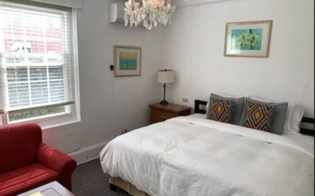 Bermuda Villa Guest House