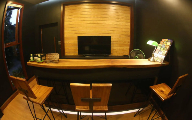 Ashi Hostel
