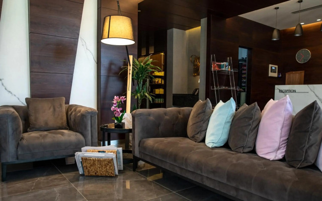 The Compass Hotel