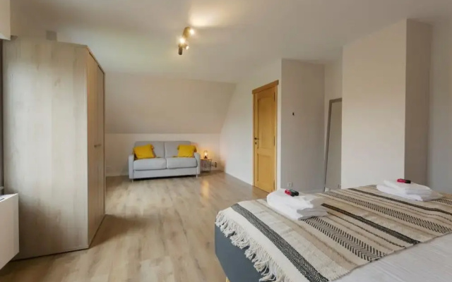 Family House With a Beautiful View in Damme