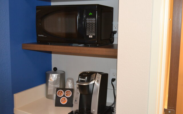 Holiday Inn Express & Suites Goodlettsville N - Nashville by IHG