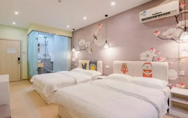 Xinyang Dongpeng Hotel