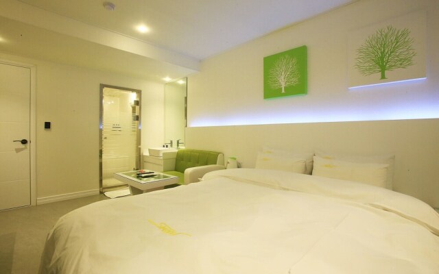 Yangpyeong Show Hotel