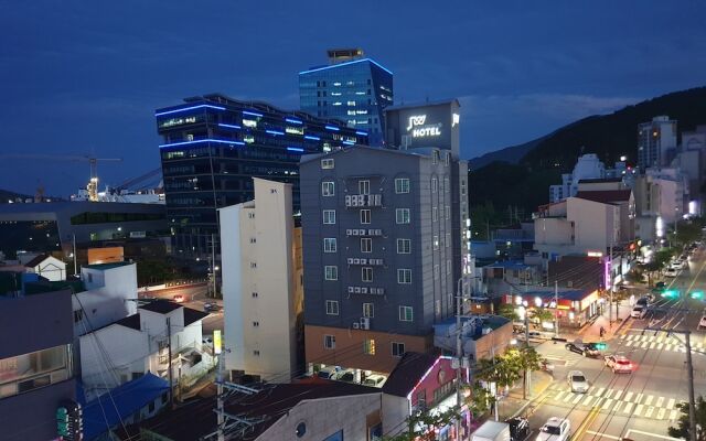 Okpo Business Hotel