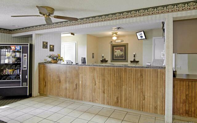 Americas Best Value Inn-Jonesboro