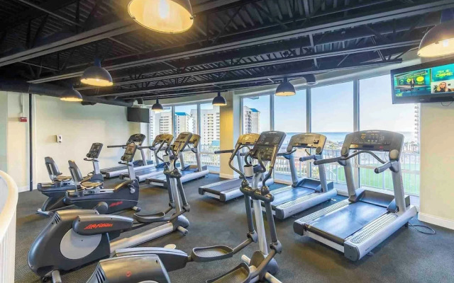 Laketown Wharf #1126