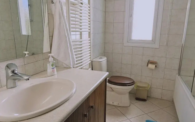 82 NIC - Stay Aurum Apartment