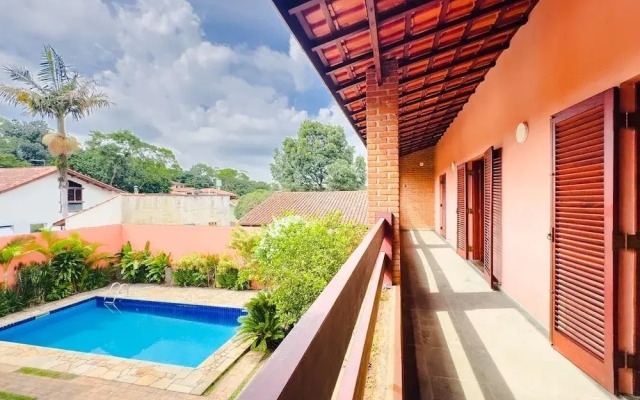 Casa espaçosa na Granja Viana