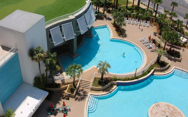 Laketown Wharf by Emerald View Resorts