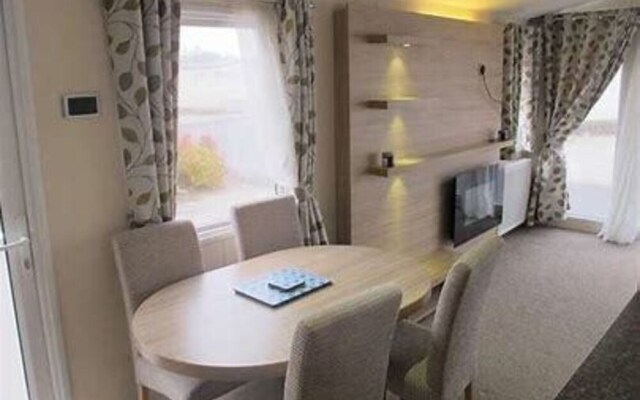 Beautiful Spacious Caravan in South Lake District
