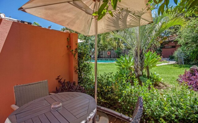 Sitatunga Guest Lodge & Transfers