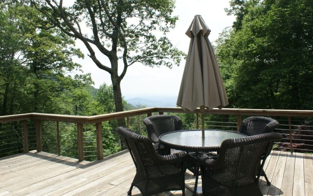 Moss 3 Bedrooms 2.5 Bathrooms Home