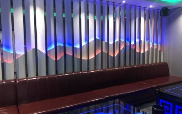 Shiniu Mountain Hotel