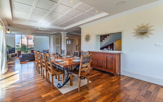 Amazing Home in Banjole With Jacuzzi, Wifi and 4 Bedrooms