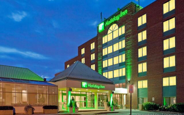 Holiday Inn Mississauga Toronto West, an IHG Hotel