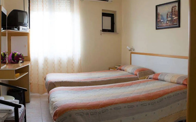Hotel Dante