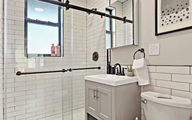 Comfy 2BR - Sunnyside 2F