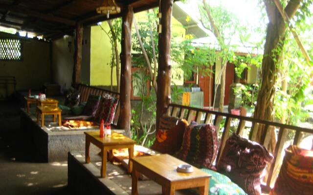 Dua Nina Homestay