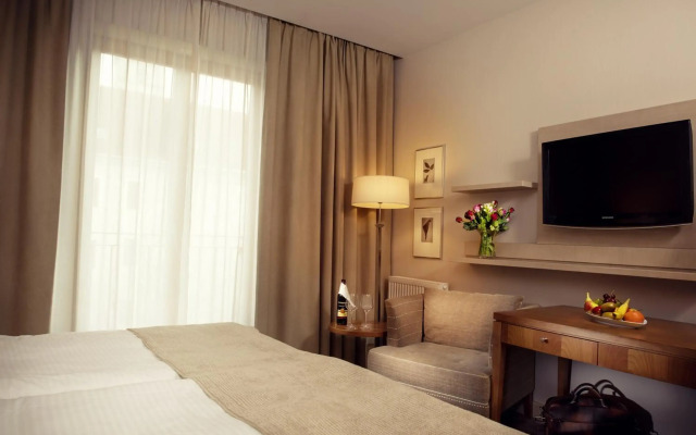 Hotel Ambassador