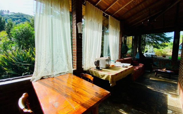 Suites Recanto dos Plátanos - Suite 01