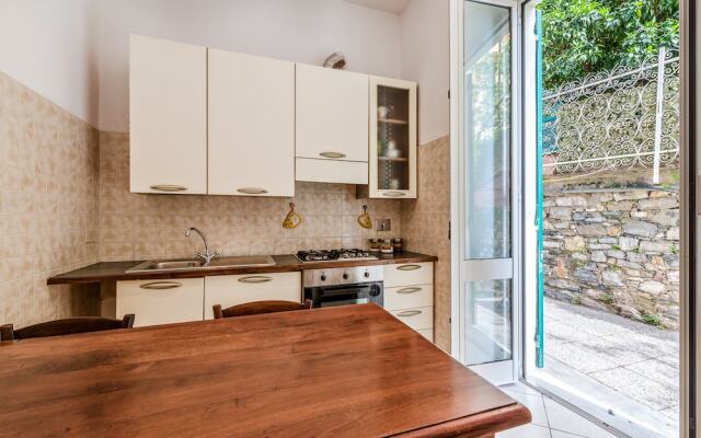 Lia Apartment