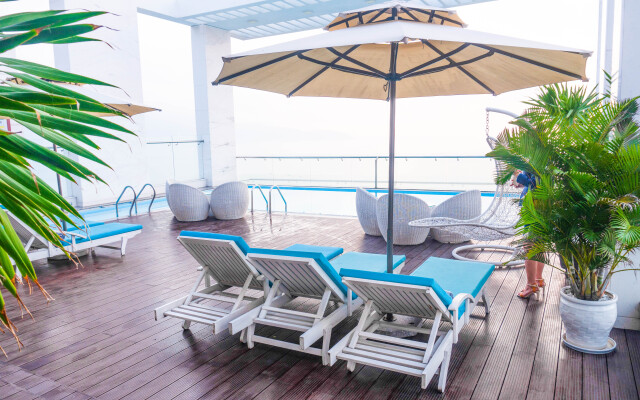 Le Hoang Beach Hotel Danang