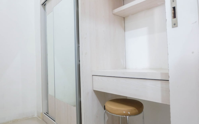 Warm and Cozy 2BR Green Pramuka Apartment near Mall