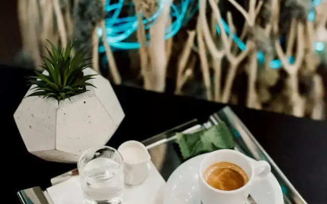 BOUTIQUE HOTEL11 with rooftop SPA